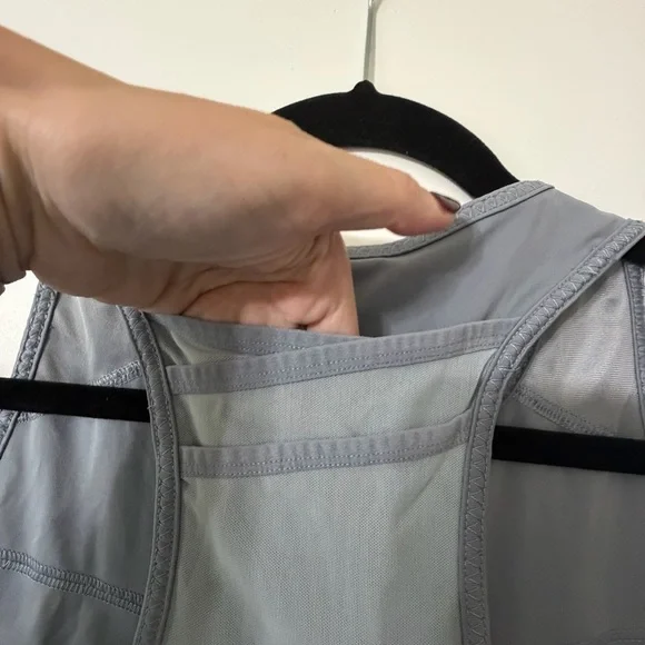 Gray Fabletics High Neck Sports Bra Size XL - Picture 5 of 6